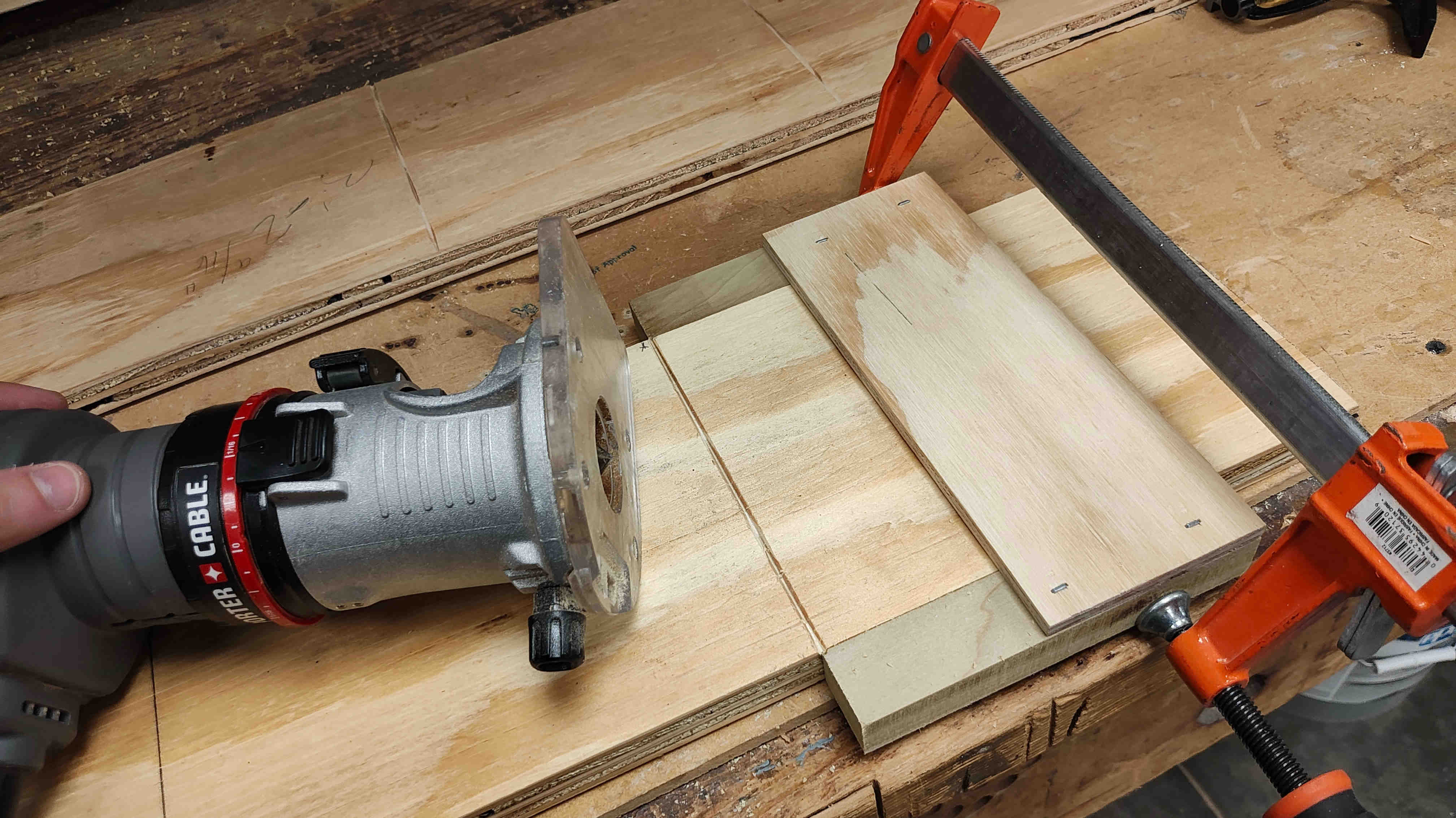 Router jig I made just to create a straight line